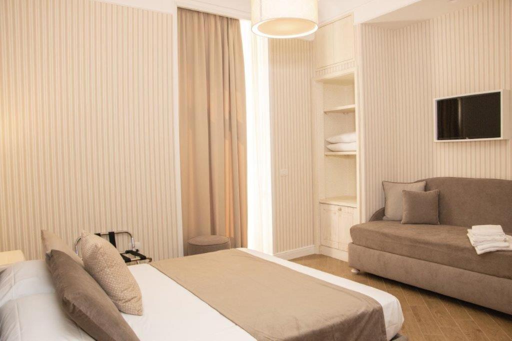 Hotel Florita Napoli Esterno foto