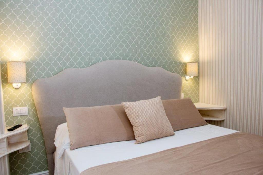 Hotel Florita Napoli Esterno foto