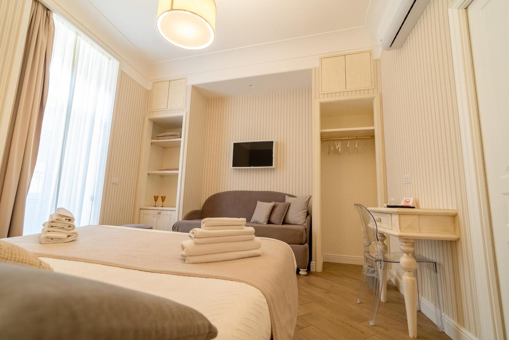 Hotel Florita Napoli Esterno foto