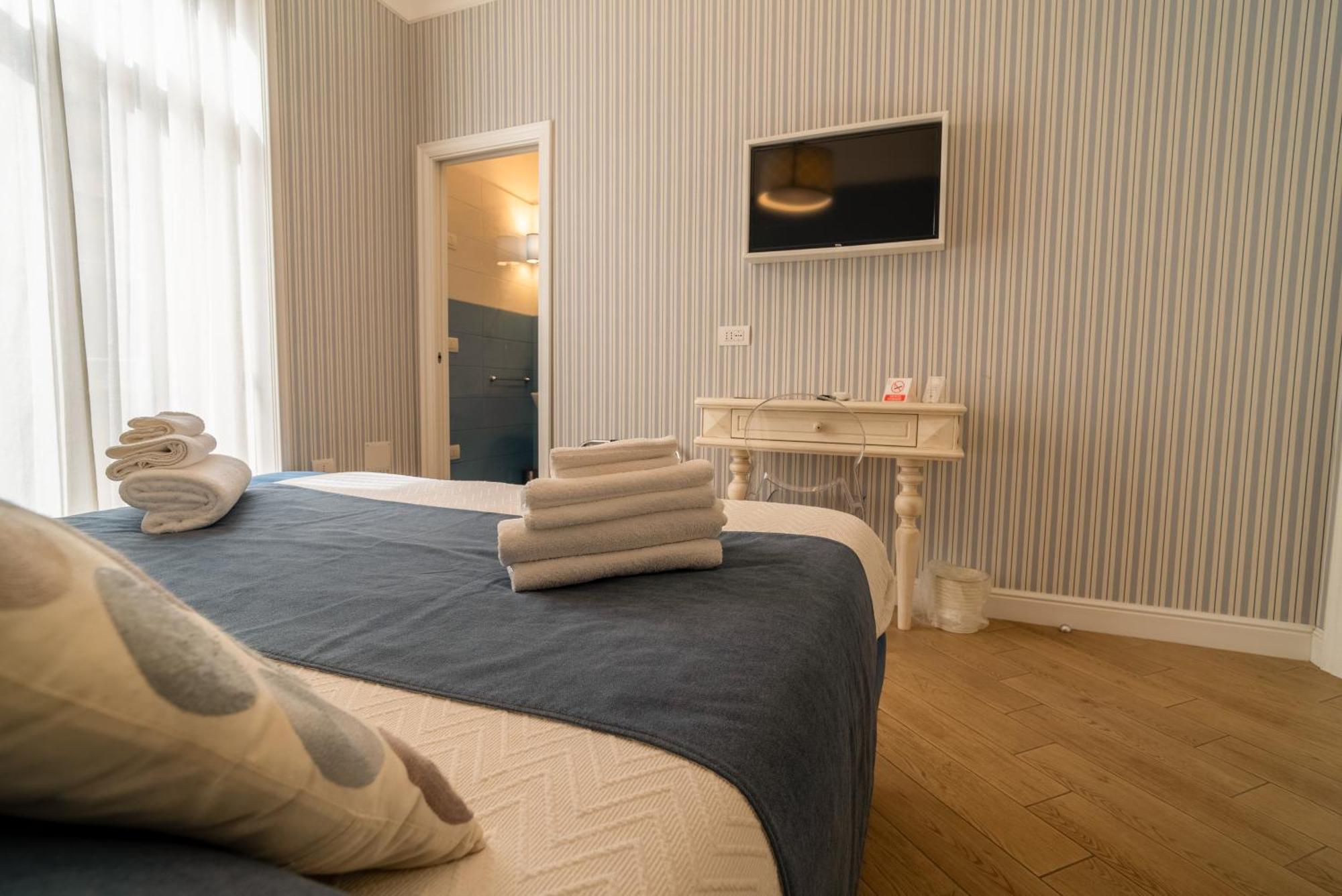 Hotel Florita Napoli Esterno foto